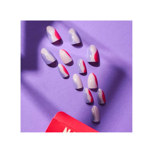 essence - Uñas postizas Nails in Style - 13: Stay Wavy