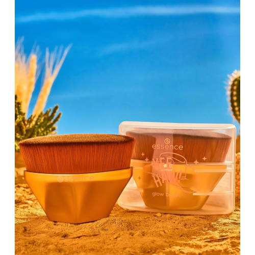 essence - *YEE HAW!* - Brocha para colorete Glow Brush