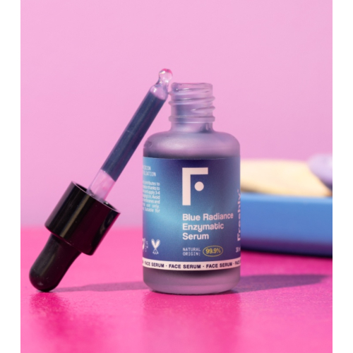 Freshly Cosmetics - Sérum exfoliante ácido mandélico Blue Radiance AHA Treatment