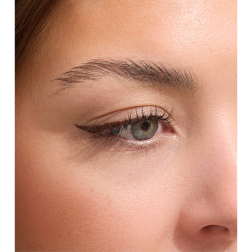 Gosh - Delineador de ojos líquido Slanted Pro Liner - 003: Matt Brown