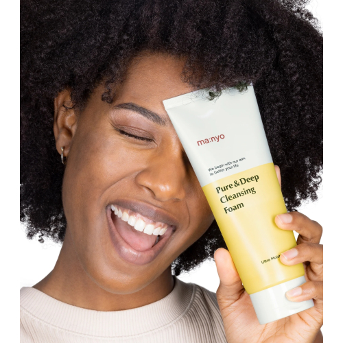 ma:nyo - *Pure & Deep* - Limpiador facial hidratante