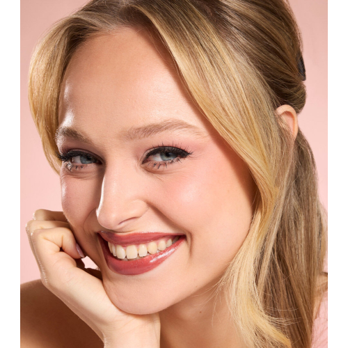 Makeup Revolution - Barra de labios Pout Lip Gloss Stick - Toffee Nude