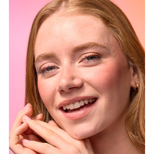 Makeup Revolution - Colorete Cream to Powder Bouncy Blur - Light as a Cloud Peachy Pink