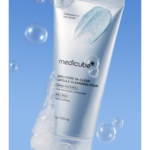 Medicube - *Zero Pore* - Limpiador facial exfoliante en espuma Clear Capsule