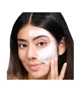 Moira - Exfoliante facial limpieza profunda - Albaricoque