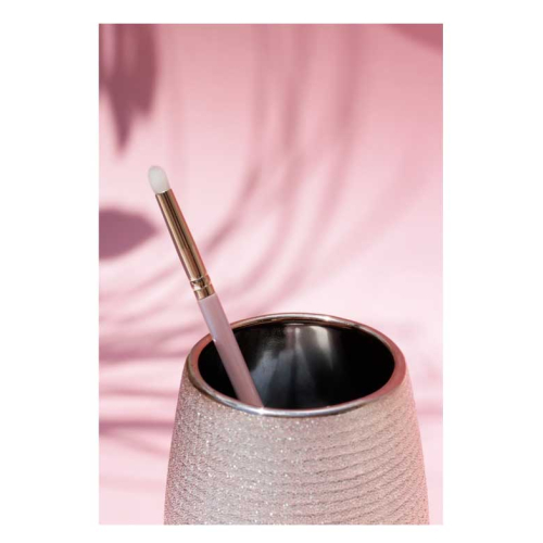 Natalia Surymta - Pincel de sombras de precisión - N15