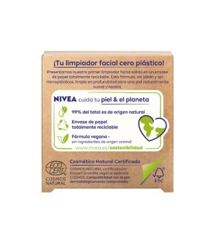 Nivea - Exfoliante facial sólido Naturally Clean - Anti-imperfecciones