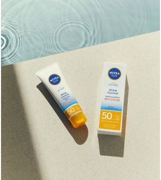 Nivea Sun - Protección facial Control de Brillos SPF50 con color - Tono medio