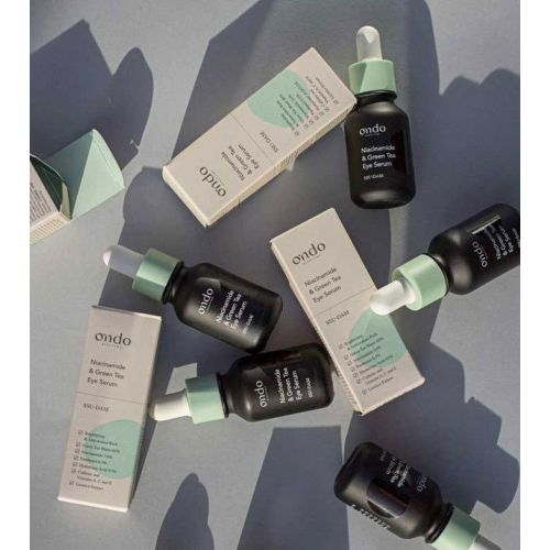 Ondo Beauty 36.5 - Sérum antiedad para el contorno de ojos SSU DAM Niacinamide & Green Tea