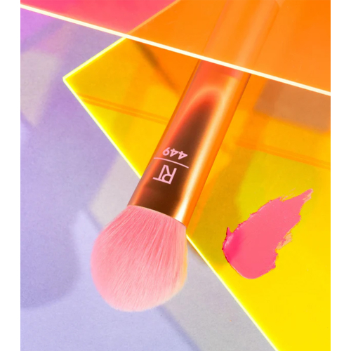 Real Techniques - *Hyperbrights* - Brocha para mejillas Color Drop