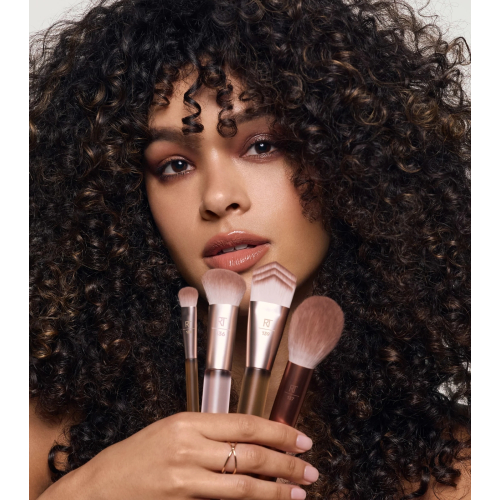 Real Techniques - *New Nude 2.0* - Set de brochas Blurred Base