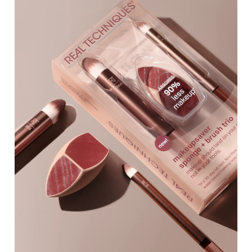 Real Techniques - Set Esponja de maquillaje Makeupsaver + Duo de Brochas para rostro