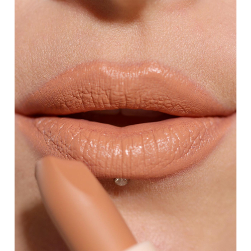 Revolution - Barra de labios satinada Lip Allure - Lover Nude