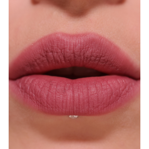 Revolution - Labial líquido mate Air Blur - Black Cherry