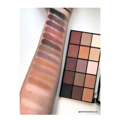 Revolution - Paleta de sombras Reloaded - Basic Mattes