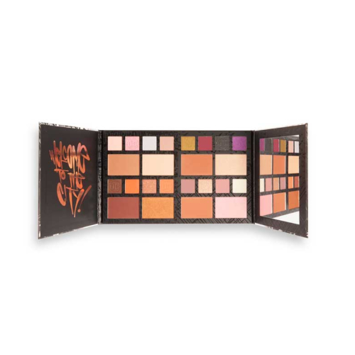 Revolution - *Revolution X DC Universe* - Paleta de ojos y rostro grande