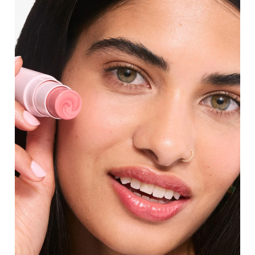 Revolution - Colorete en stick Skin Silk Marble - Rosy Cheeks