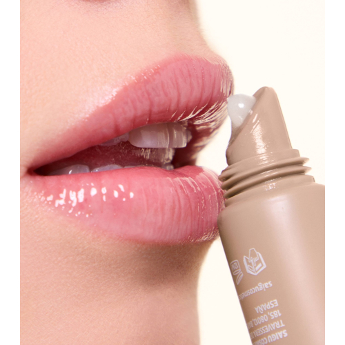 Saigu Cosmetics - Bálsamo labial hidratante efecto brillo