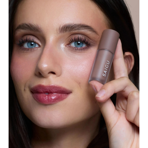 Saigu Cosmetics - *Golden Plum* - Sombra de ojos líquida One Touch - Ash