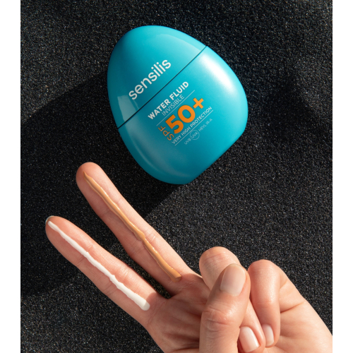Sensilis - Protector solar facial con color Water Fluid SPF50+