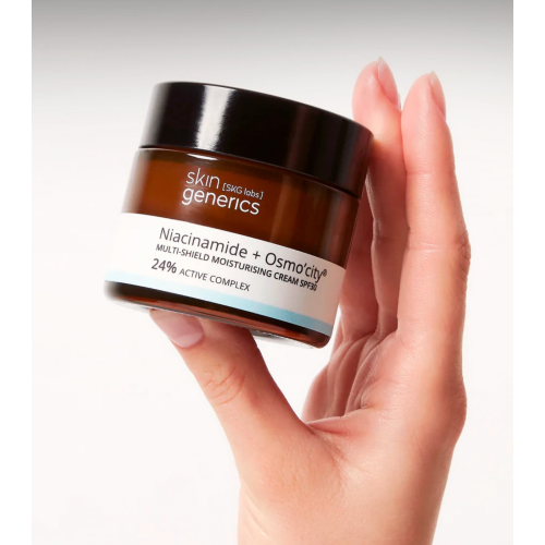 Skin Generics - Crema multiprotección con Niacinamida