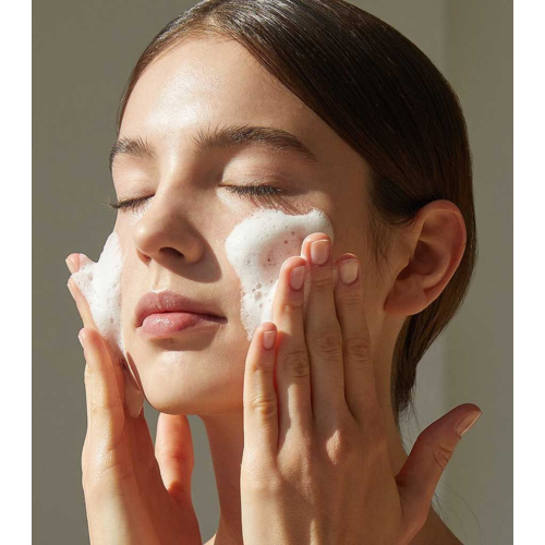 SKIN1004 - Espuma limpiadora con Centella Asiática de Madagascar
