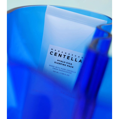 SKIN1004 - *Hyalu-Cica* - Mascarilla facial de noche Sleeping Pack