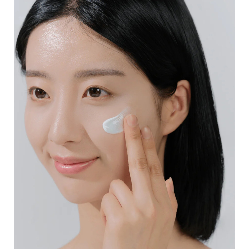 SKIN1004 - *Hyalu-Cica* - Protector solar facial en sérum Water-Fit SPF50+ PA++++
