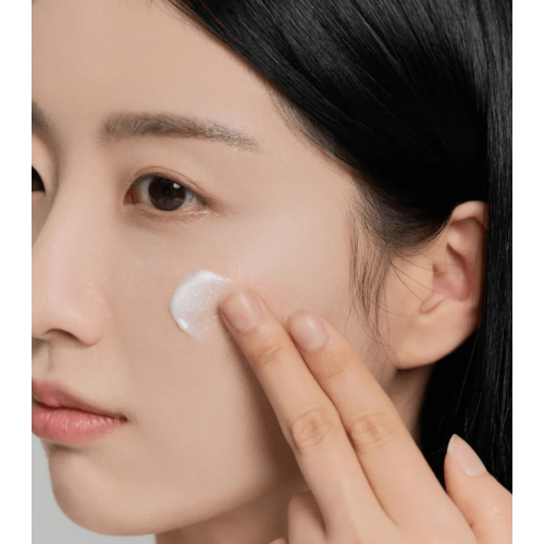 SKIN1004 - *Tone Brightening* - Crema facial Madagascar Centella Capsule Cream