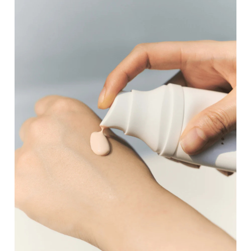 SKIN1004 - *Tone Brightening* - Protector solar facial Tone-Up SPF50+ PA++++