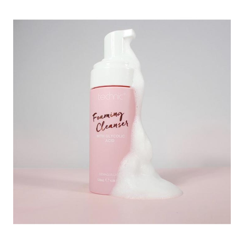 Technic Cosmetics - Espuma limpiadora con ácido glicólico