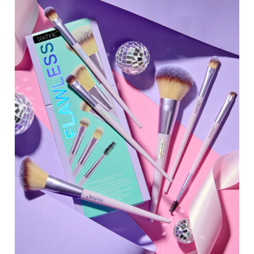 Technic Cosmetics - Set de brochas de maquillaje Flawless