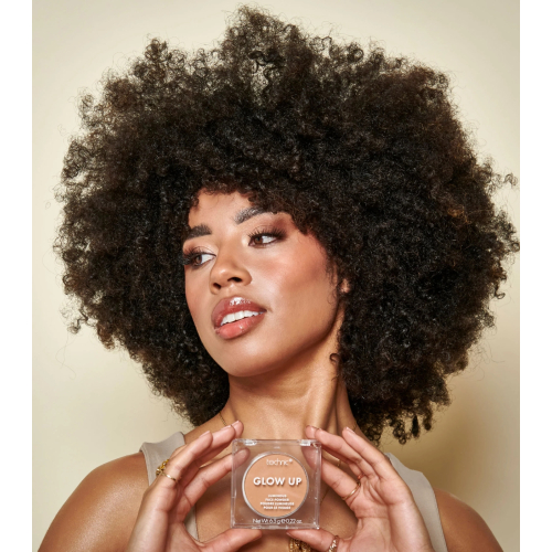 Technic Cosmetics - *Sundrenched* - Polvo facial luminoso Glow Up - Medium