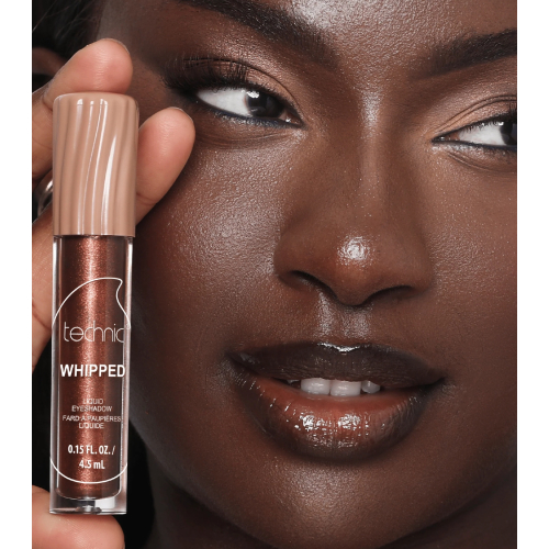 Technic Cosmetics - *Whipped* - Sombra de ojos líquida - Peach Bellini Shimmer