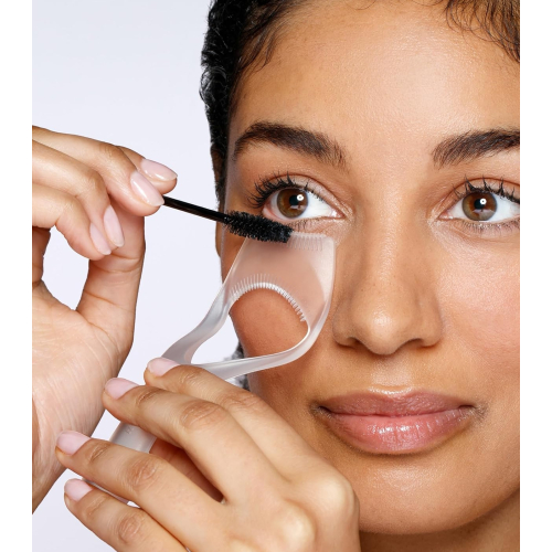 Tweezerman - Protector de párpados y peine de pestañas
