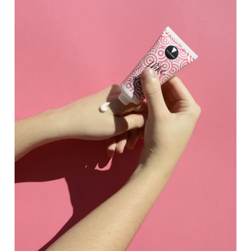 Valquer - Crema de manos con aceite de argán y keratina vegetal