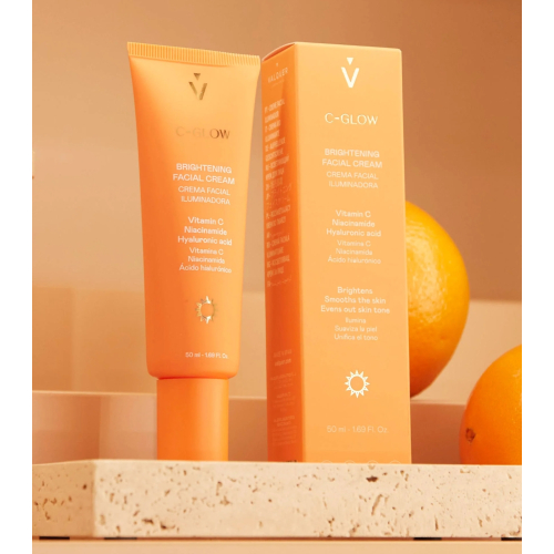 Valquer - *Skin Essentials* - Crema facial iluminadora C-Glow