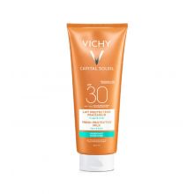 Vichy - *Capital Soleil* - Leche protectora efecto frescor hidratante resistente al agua 30 SPF