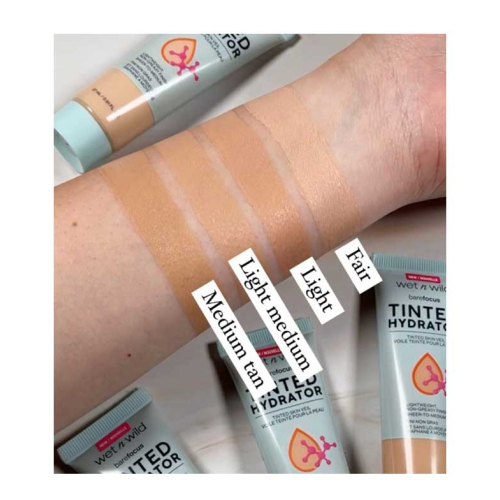 Wet N Wild - Base de maquillaje Bare Focus Tinted Hydrator - Light