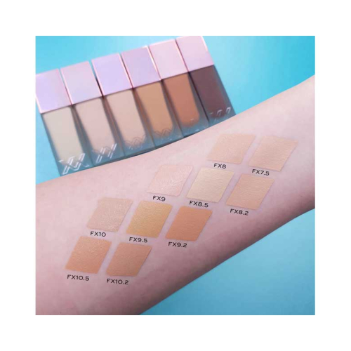 XX Revolution - Base de maquillaje Glow Skin Fauxxdation - FX16