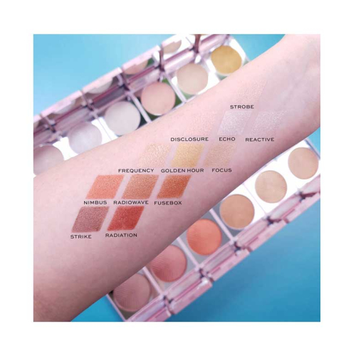 XX Revolution - Iluminador en polvo XXPosure - Radiowave