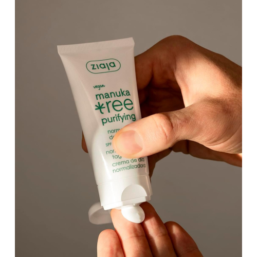 Ziaja - Crema de día normalizadora-hidratante Manuka Tree SPF10 - Piel mixta y grasa