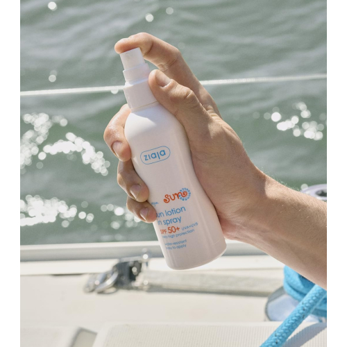 Ziaja - Protector solar Hidratante en Spray SPF50
